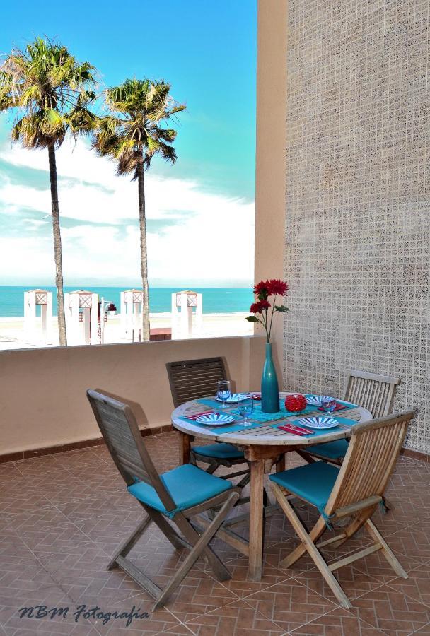 Amazing Frontal Beach Apartment #Traveller'S Awards2023 كاديز المظهر الخارجي الصورة